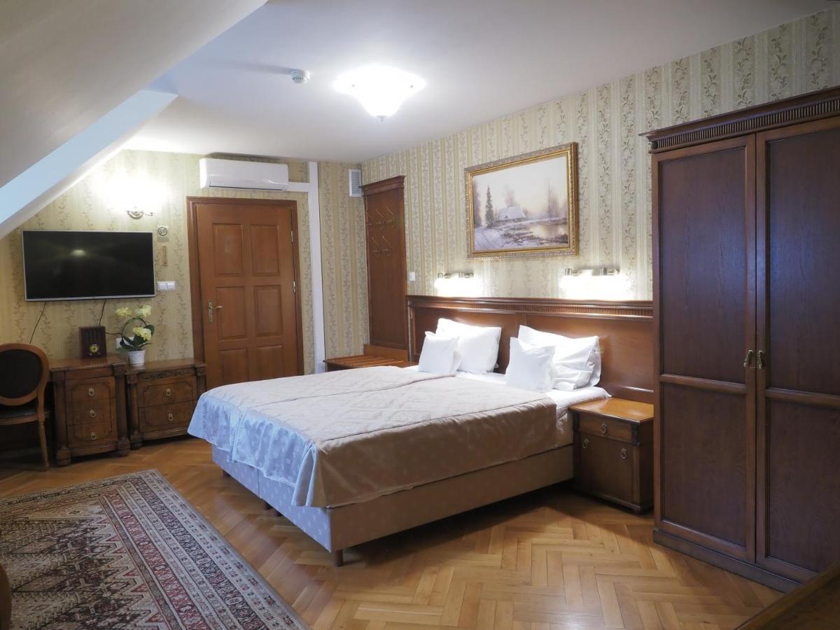 Hotel Sarmata Zespol Dworski Sandomierz Bagian luar foto