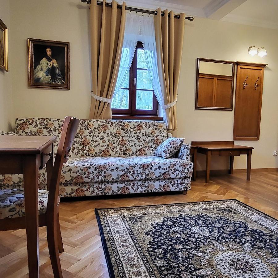 Hotel Sarmata Zespol Dworski Sandomierz Bagian luar foto