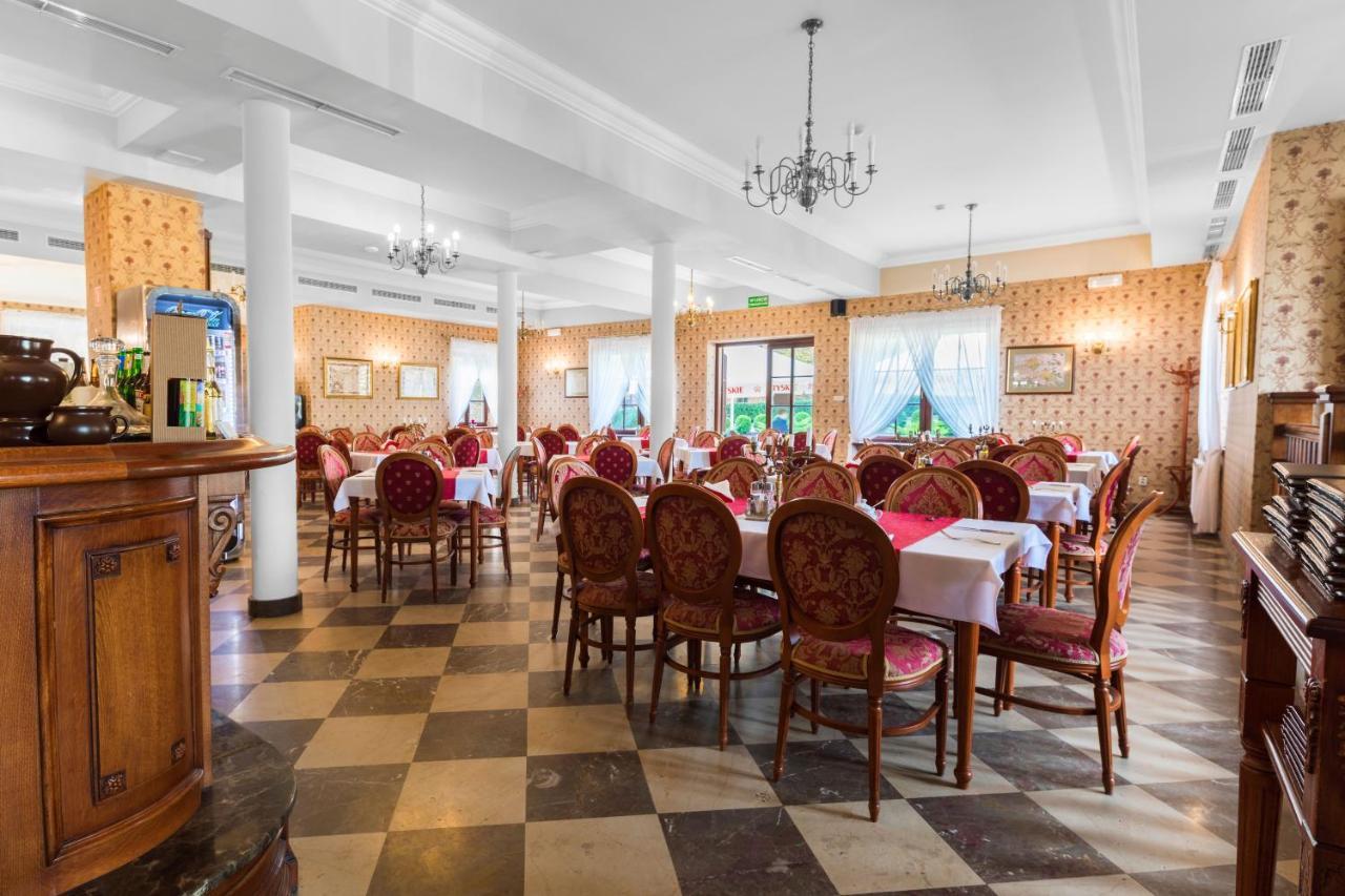 Hotel Sarmata Zespol Dworski Sandomierz Bagian luar foto